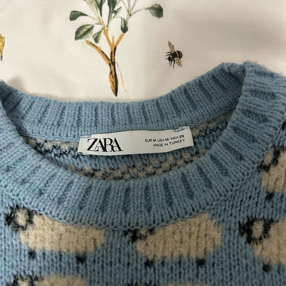 Iconic Zara wool sheep sweater - Picture 4 of 4